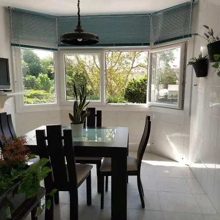 Casa Con Jardin *